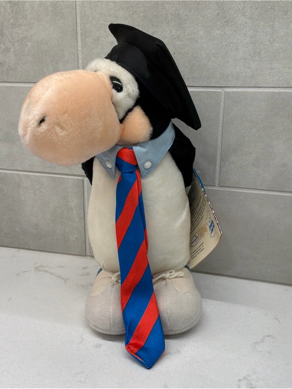 VTG 1985 10” Opus Penguin Yuppy Graduate Bloom County Washington Post Dakin